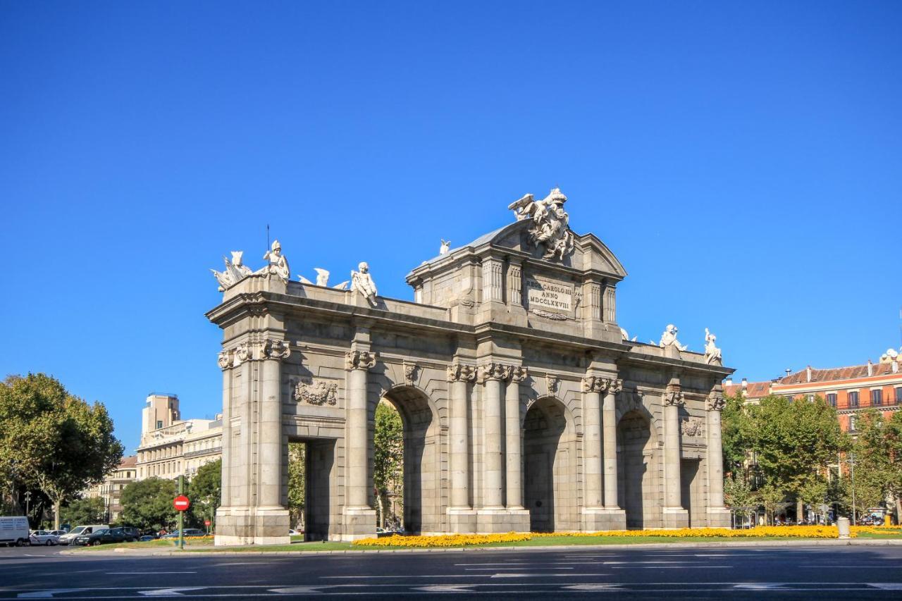 Апартаменти Luxury Belmont Puerta Del Sol Мадрид Екстер'єр фото